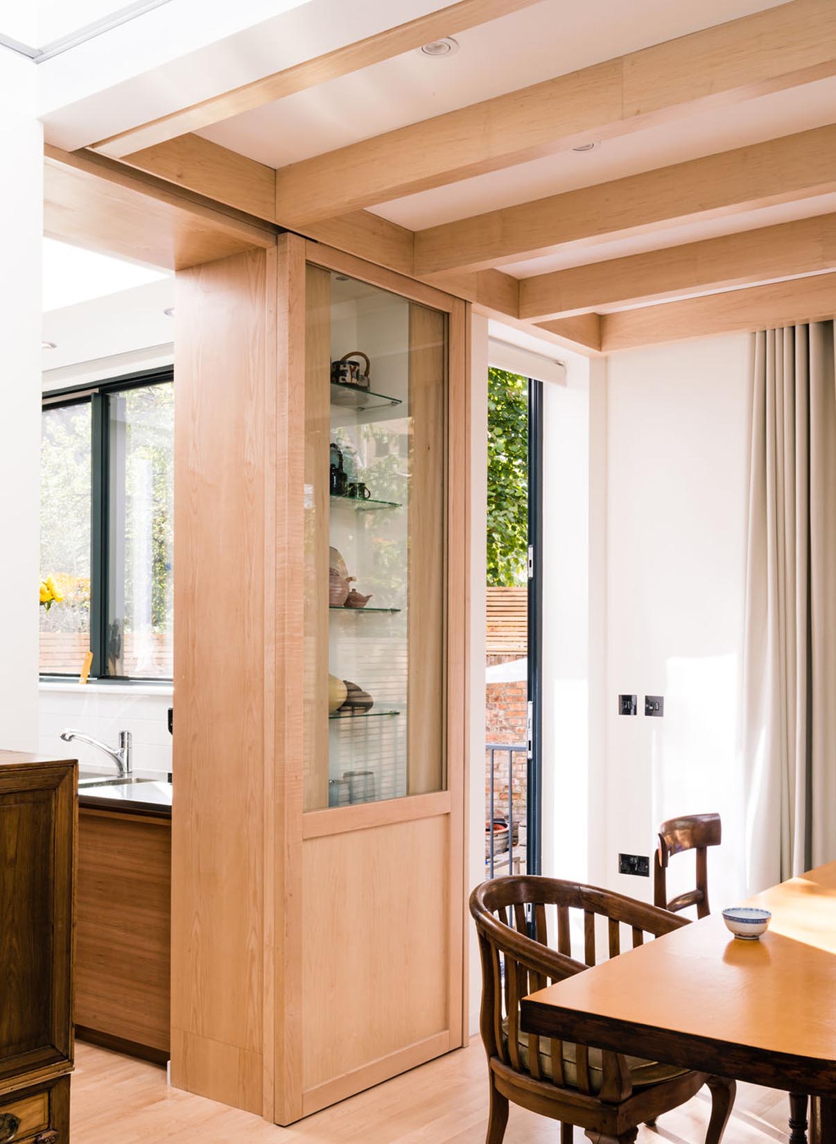 Bethnal Dream detail