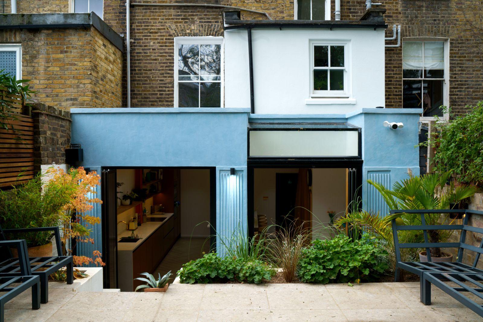 Bethnal Dream exterior